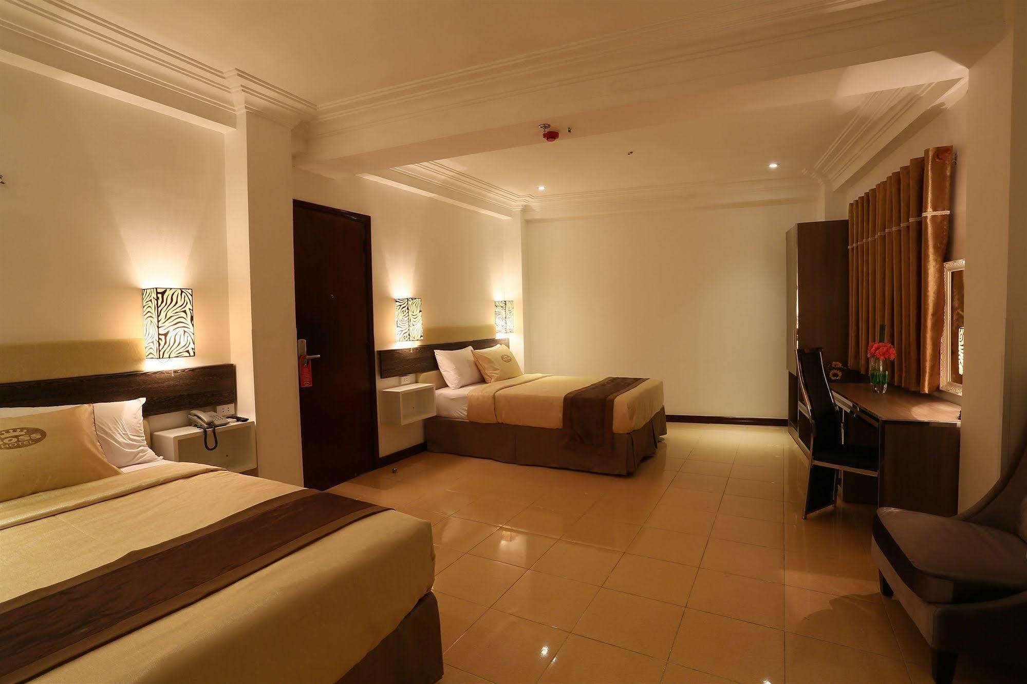 A25 Hotel - 14 Pho Duc Chinh Cidade de Ho Chi Minh Exterior foto